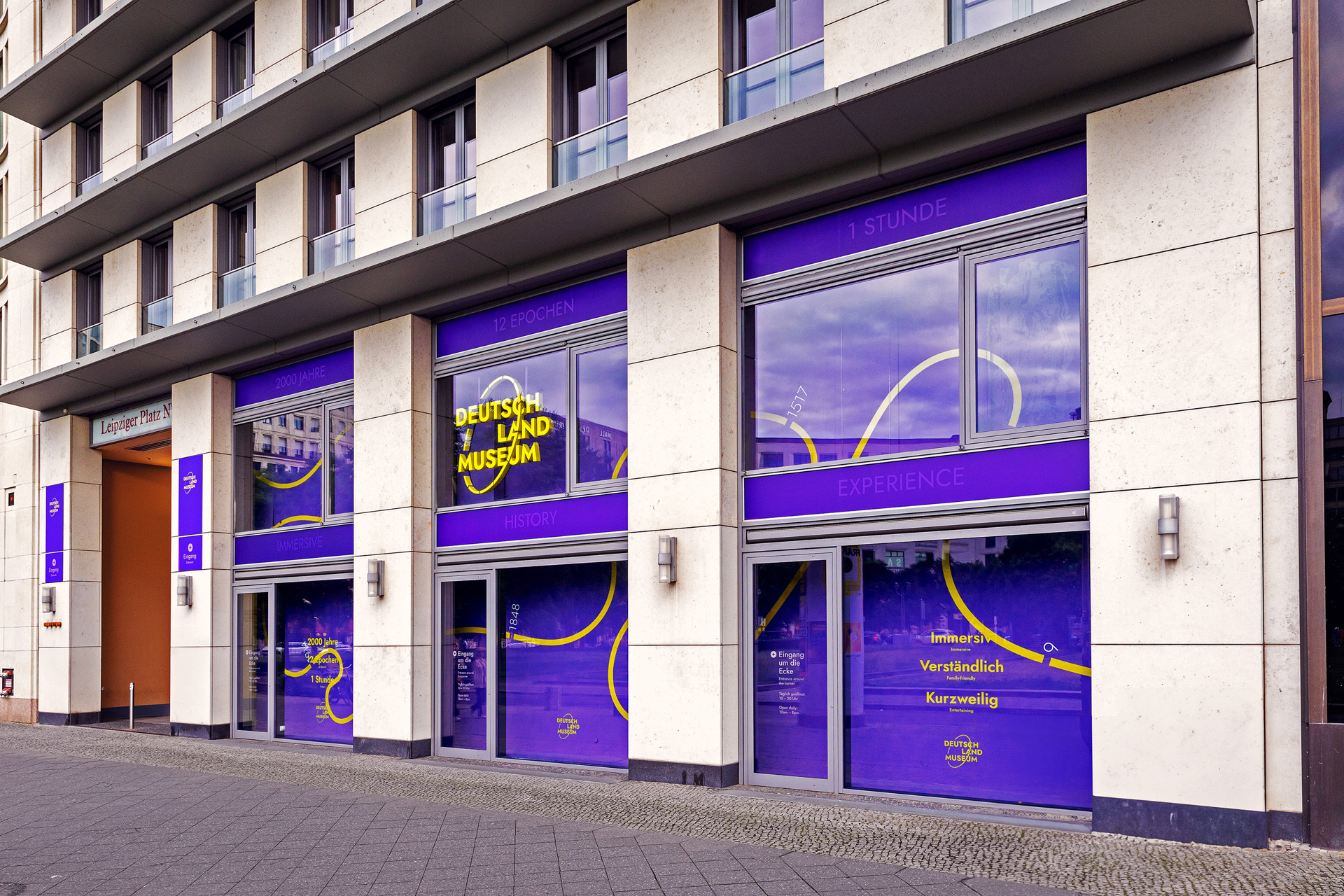 Deutschlandmuseum Fassade: Im Deutschlandmuseum lässt sich Geschichte mit allen Sinnen erleben (Deutschlandmuseum Berlin, Foto David Weyand CC BY-ND 4.0)