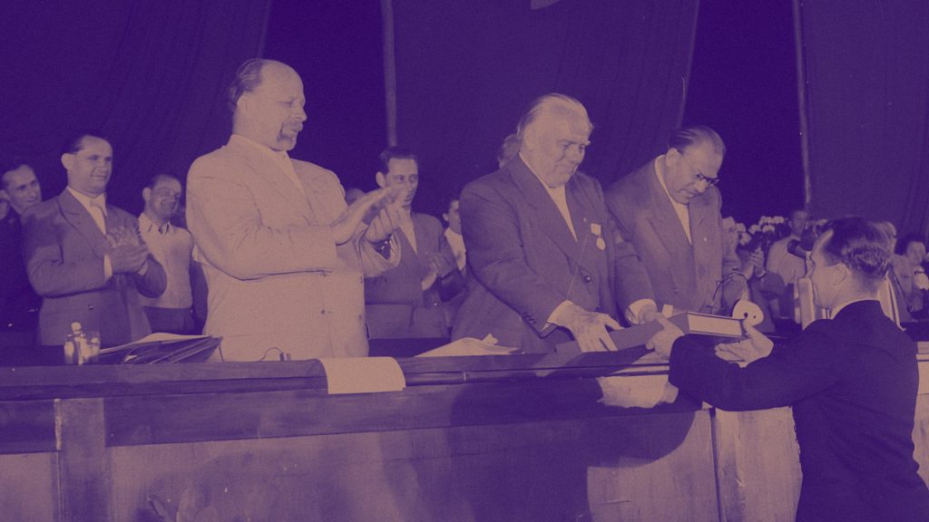 Aufbau des Sozialismus in der DDR